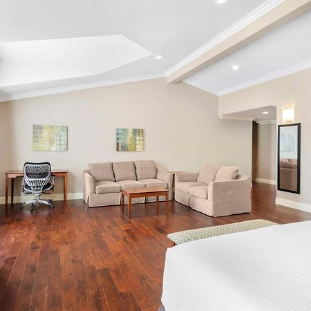 Best Western Oxnard Inn Exterior photo