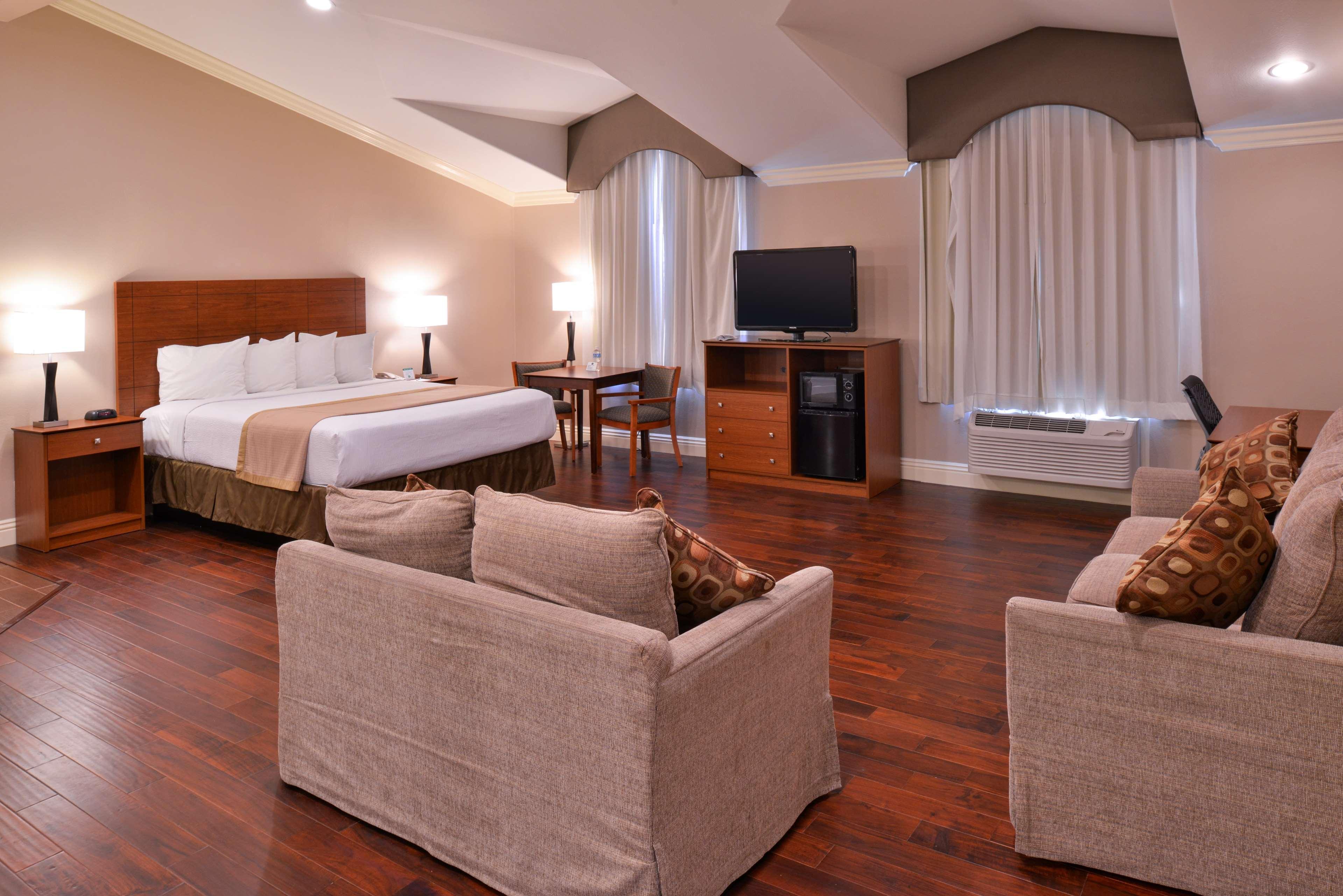 Best Western Oxnard Inn Exterior photo