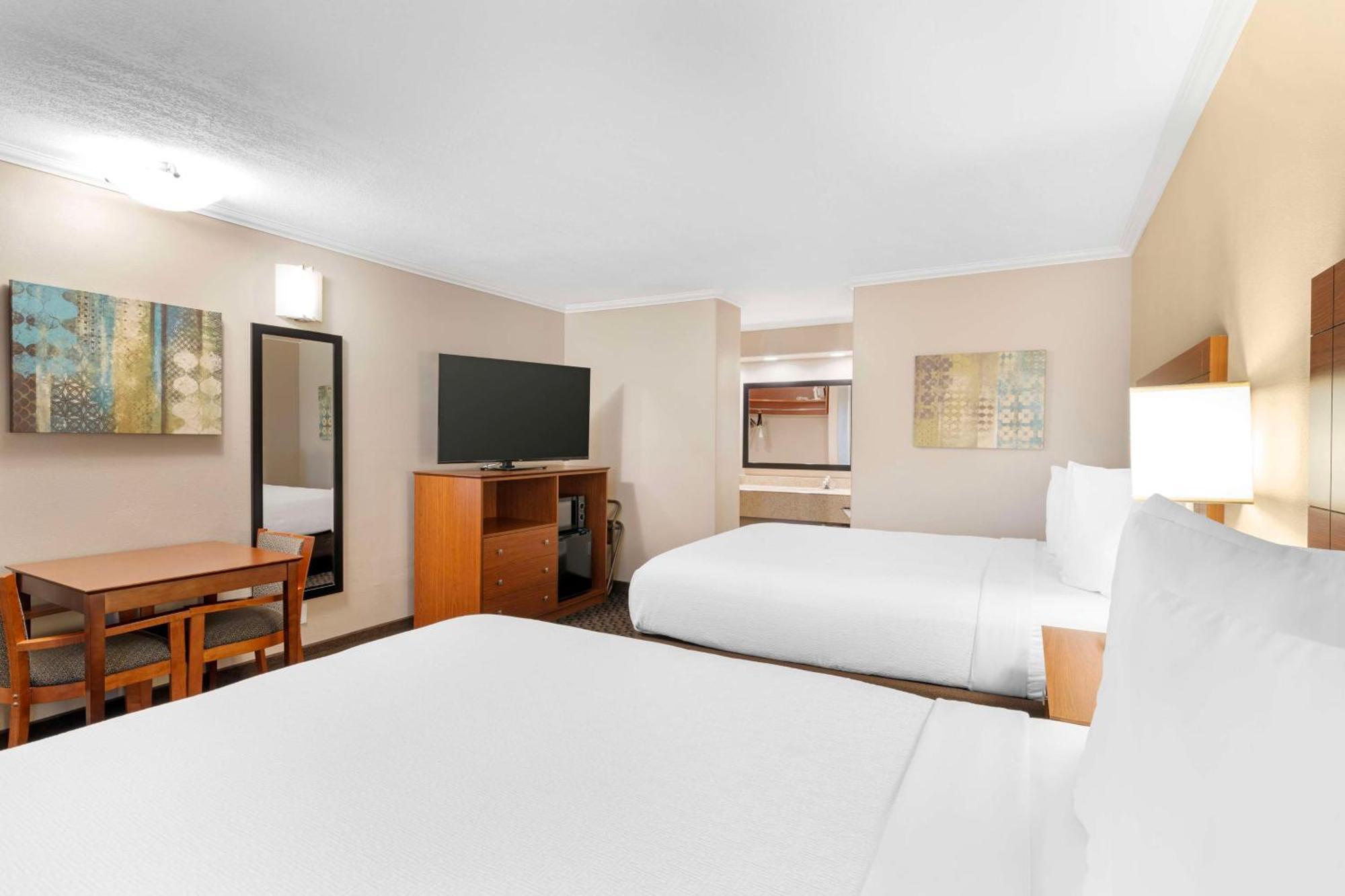 Best Western Oxnard Inn Exterior photo