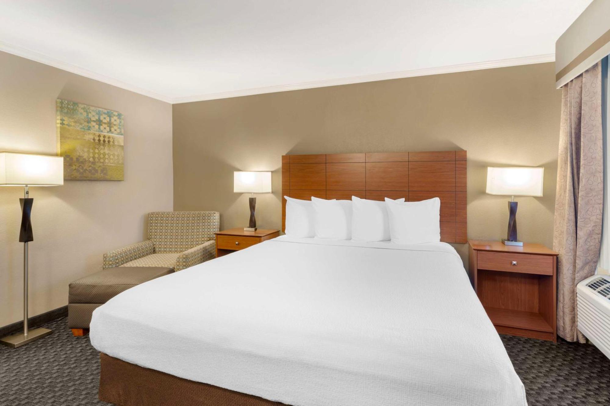 Best Western Oxnard Inn Exterior photo