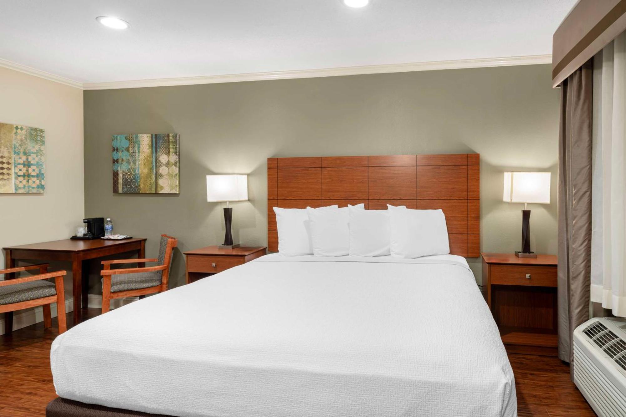 Best Western Oxnard Inn Exterior photo