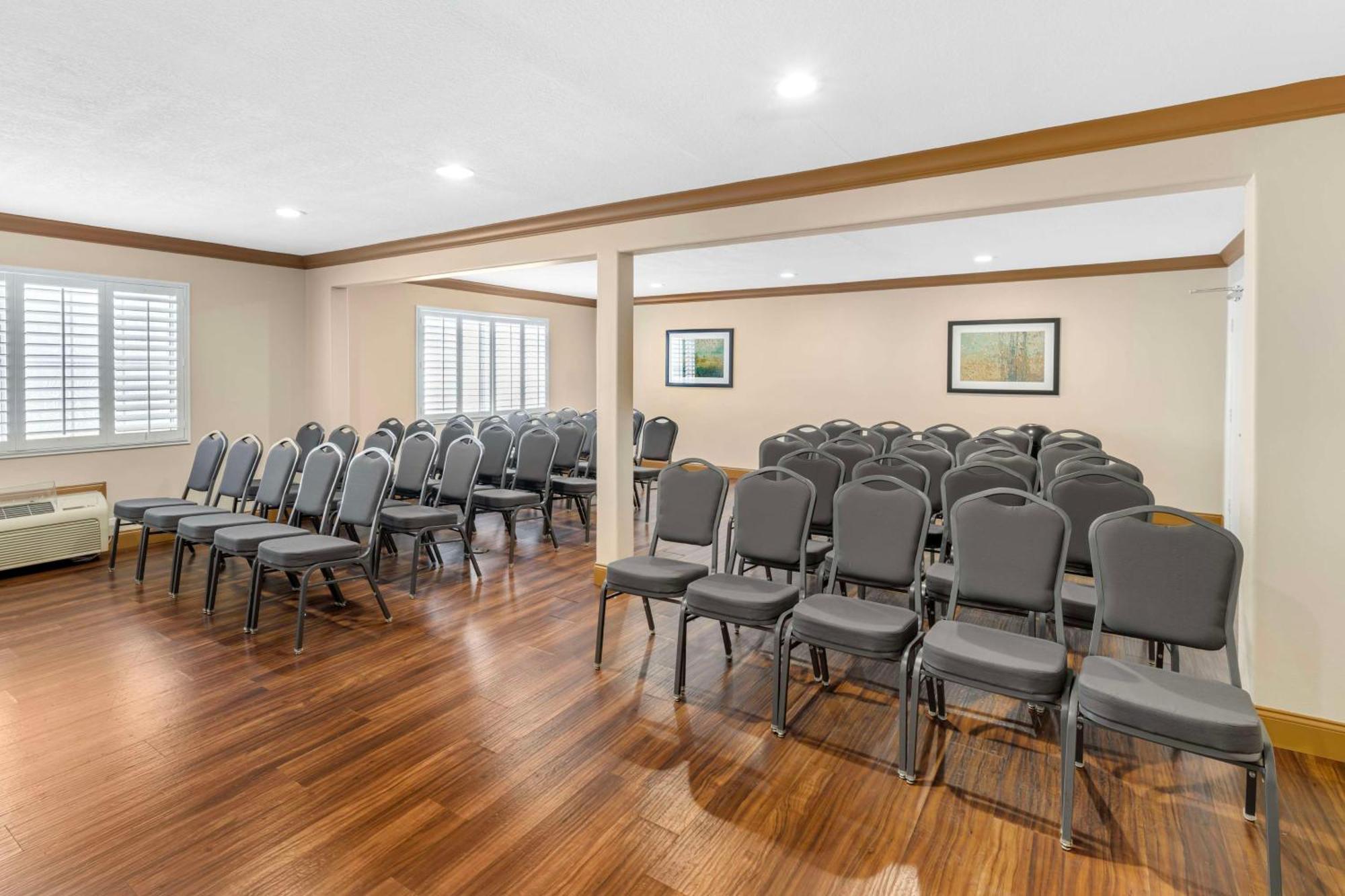 Best Western Oxnard Inn Exterior photo