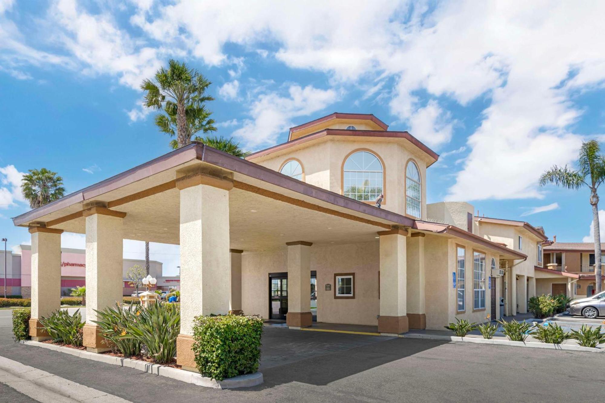 Best Western Oxnard Inn Exterior photo